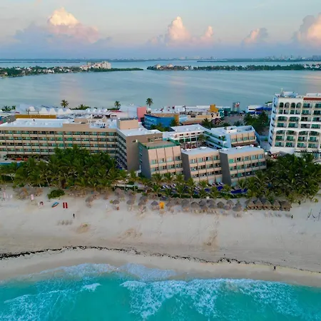 Flamingo Cancun All Inclusive